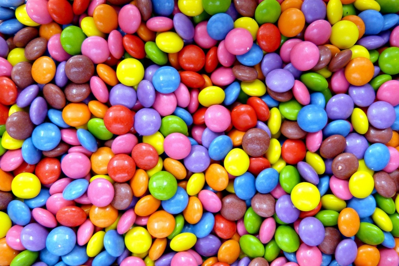 confiserie-ST DALMAS LE SELVAGE-min_smarties_confectionery_lenses-1150911